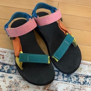 TEVA Colourblock sandals